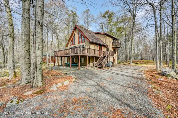 195 Eagles View Drive, Gouldsboro, PA 18424