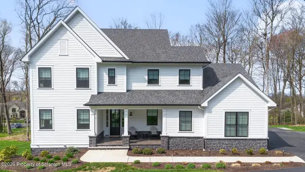 123 Rock Ridge Drive, South Abington Twp, PA 18411