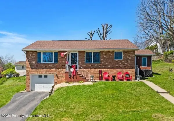18 James Way, Archbald, PA 18403