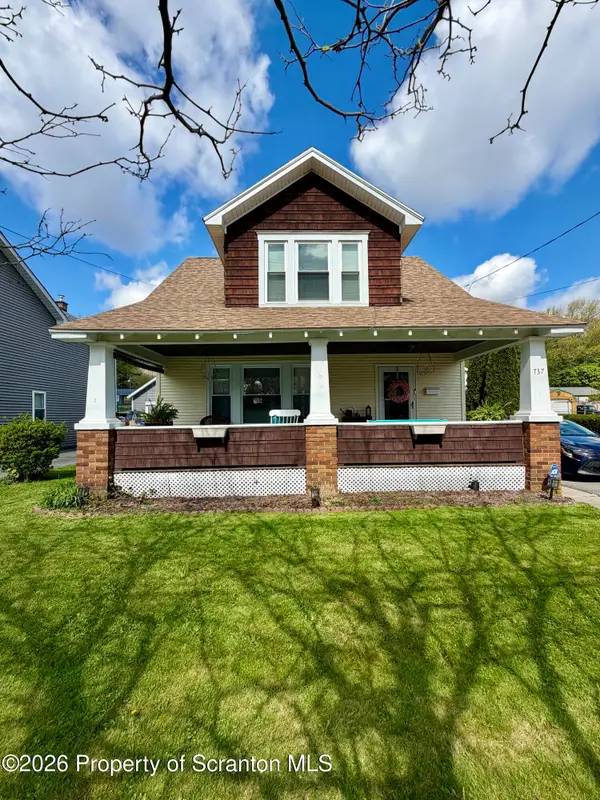 737 Jefferson Avenue, Jermyn, PA 18433
