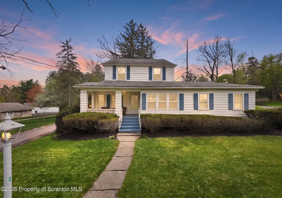 186 Machell Avenue, Dallas, PA 18612 - #1