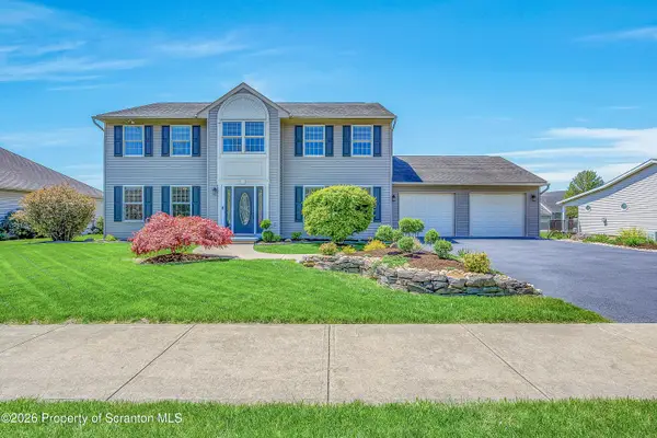 1009 Ledgeview Drive, West Pittston, PA 18643