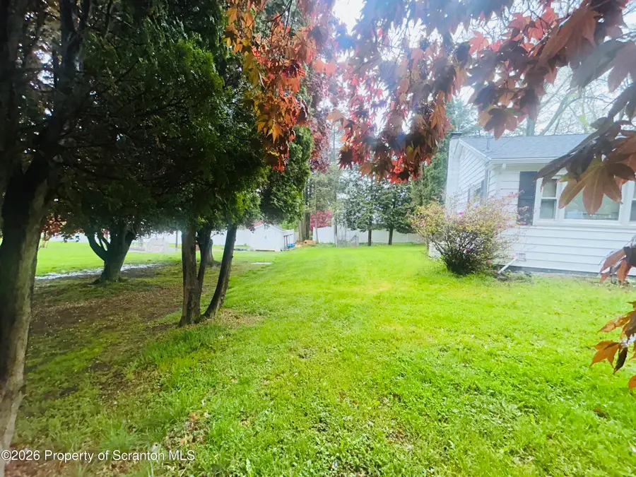 8 Oak Drive, Dallas, PA 18612 - #3