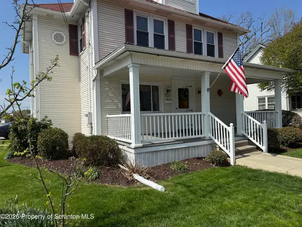 423 Keystone Avenue, Peckville, PA 18452