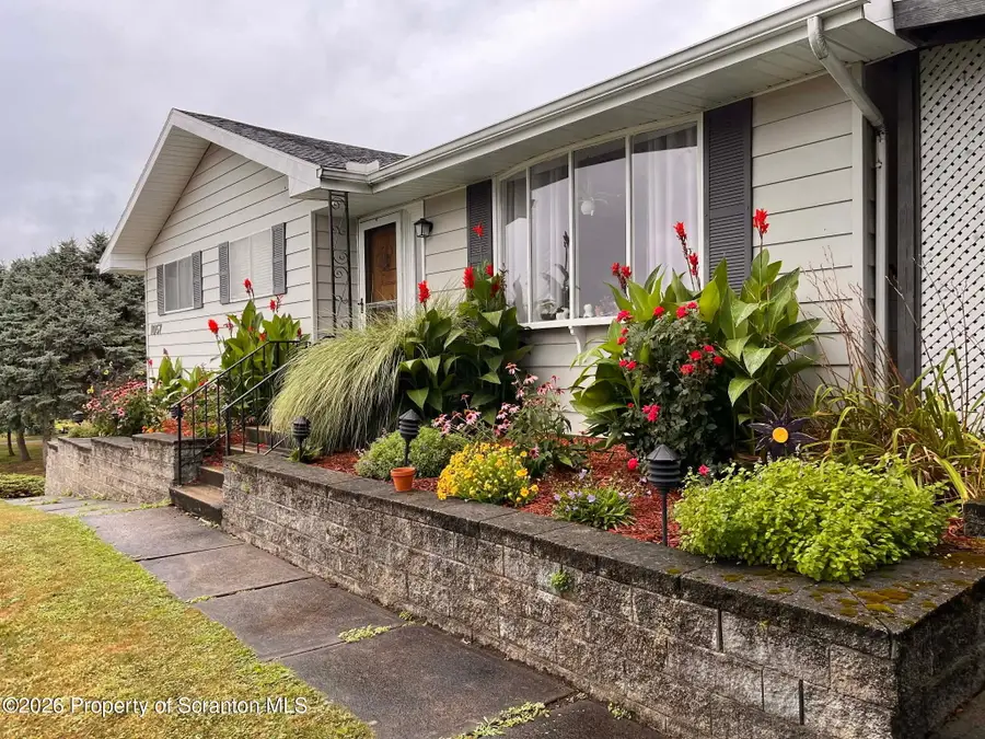 1057 N Garfield Avenue, Scranton, PA 18504 - #2