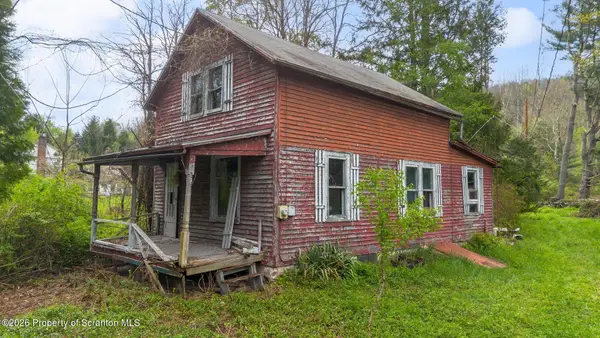 1114 Bacontown Road, Nicholson, PA 18446
