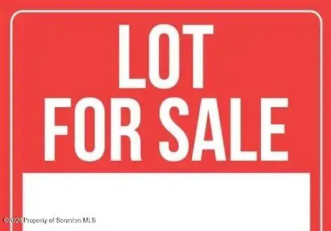 500-502 Snapdragon Drive, Moosic, PA 18507