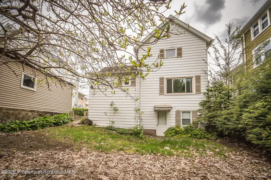 537 Charles Street, Throop, PA 18512 - #3