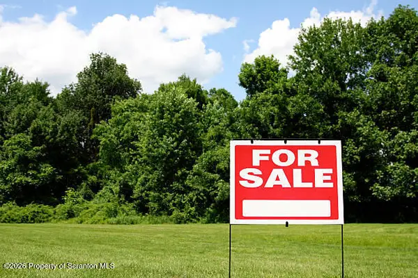 Lot 84 Summit Woods Road, Roaring Brook Twp, PA 18444