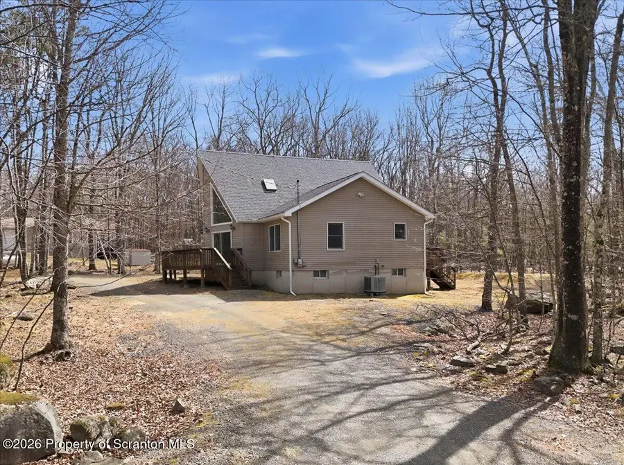 102 Loveland, Tafton, PA 18464 - #3