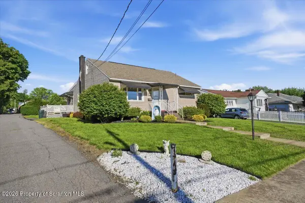 101 Stone Street, Moosic, PA 18507