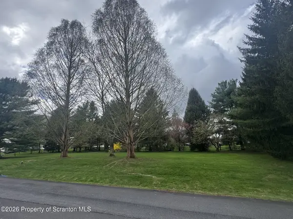 Orchard Lane, Sugarloaf, PA 18249
