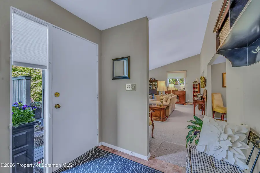 8 Oakford Glen, Waverly, PA 18411 - #2