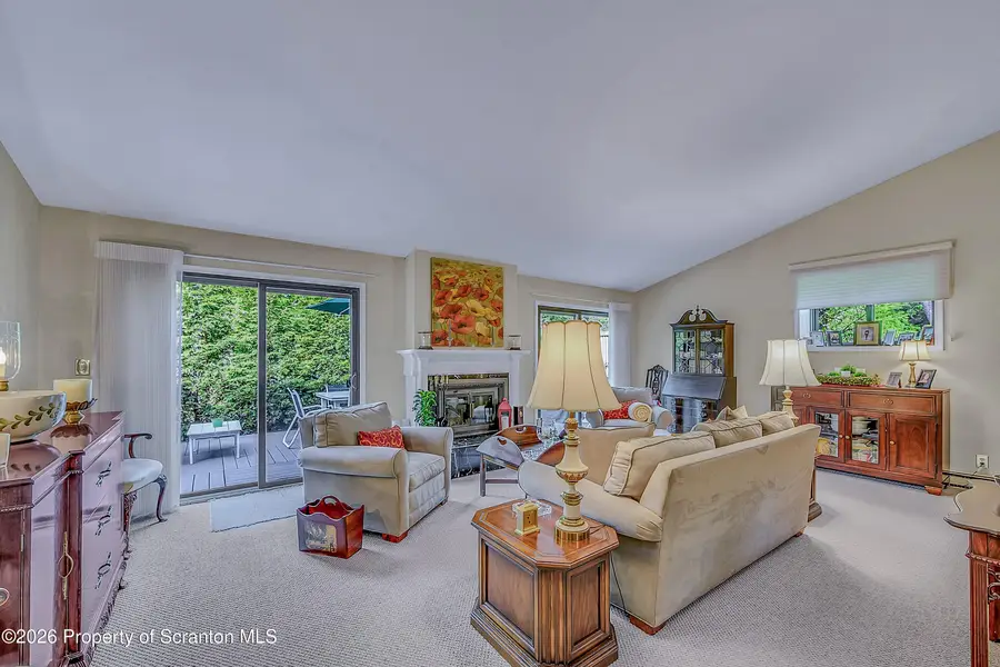 8 Oakford Glen, Waverly, PA 18411 - #3