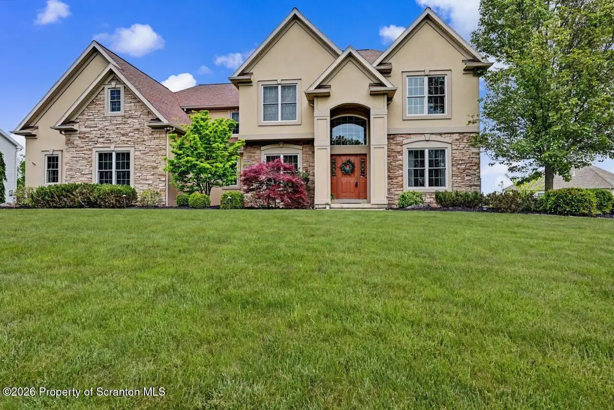 322 Canter Drive, Dallas, PA 18612 - #1