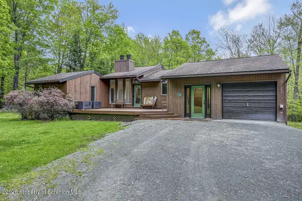 248 Bulletwood Road, Clifford Twp, PA 18470