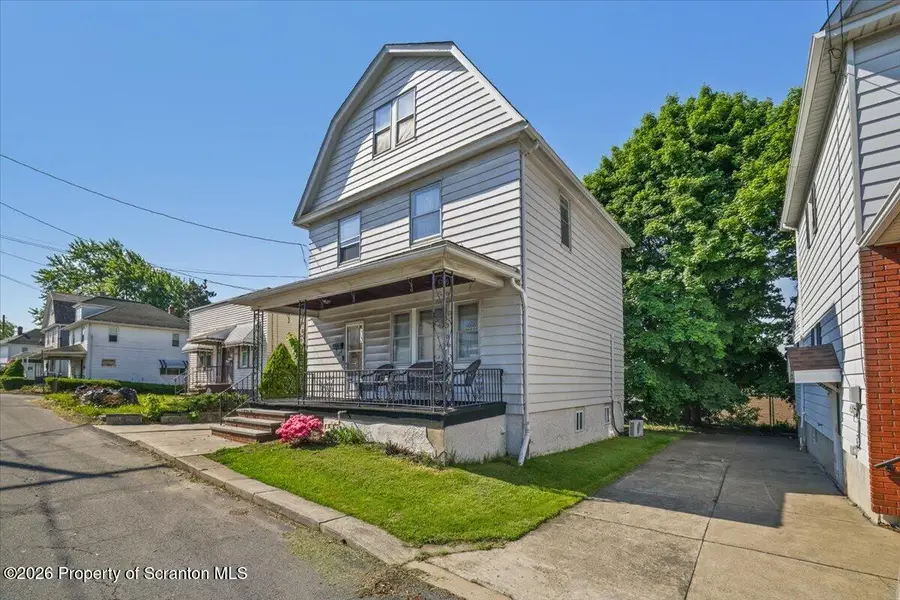 510 E Warren Street, Dunmore, PA 18512 - #2
