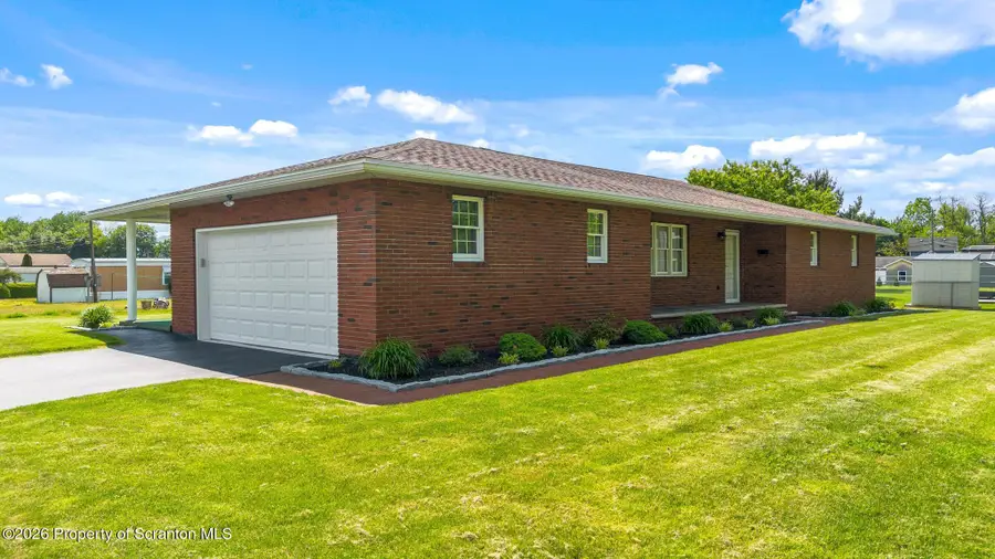 606 Milwaukee Avenue, Old Forge, PA 18518 - #2