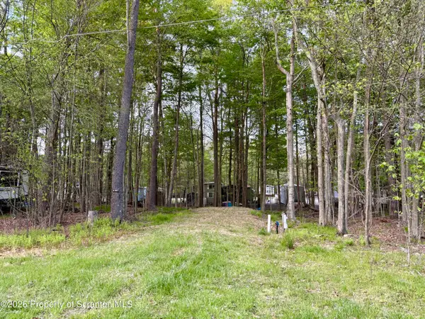 784 Bluebird Drive, Covington Twp, PA 18424