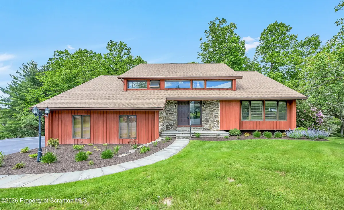 104 Glenview Lane, Waverly, PA 18411 - #1