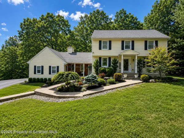 121 Wyndham Drive, Cresco, PA 18326