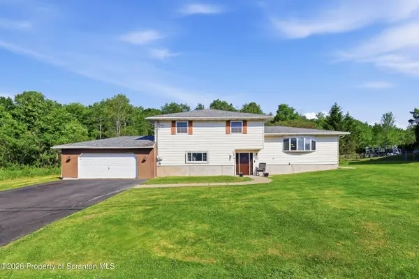 430 Delaware Street, Mayfield, PA 18433
