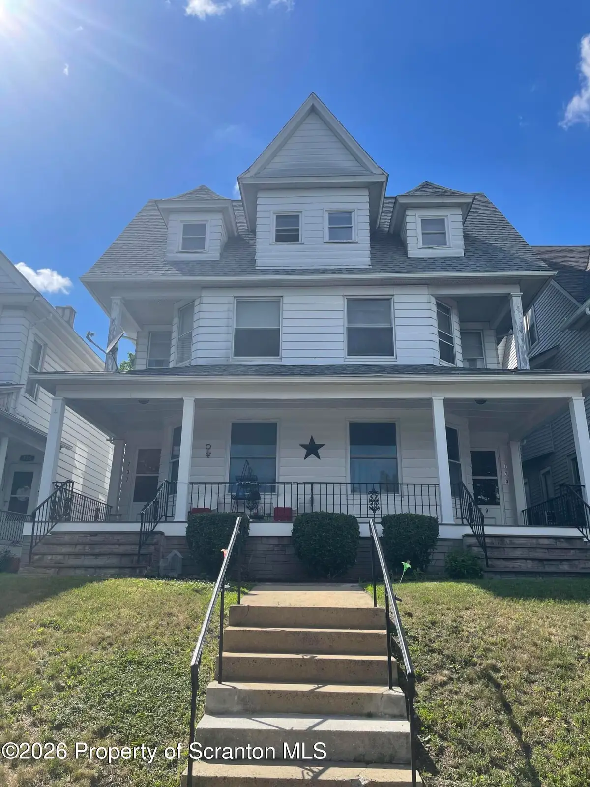 737 N 739 N Bromley Avenue, Scranton, PA 18504 - #1