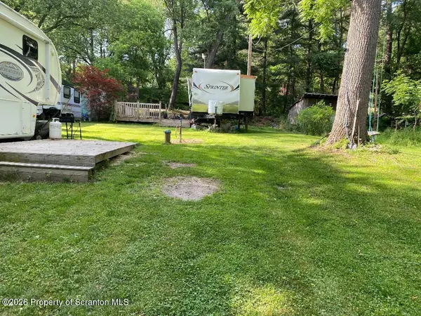 68 Black Diamond Beach Road, Tunkhannock, PA 18657