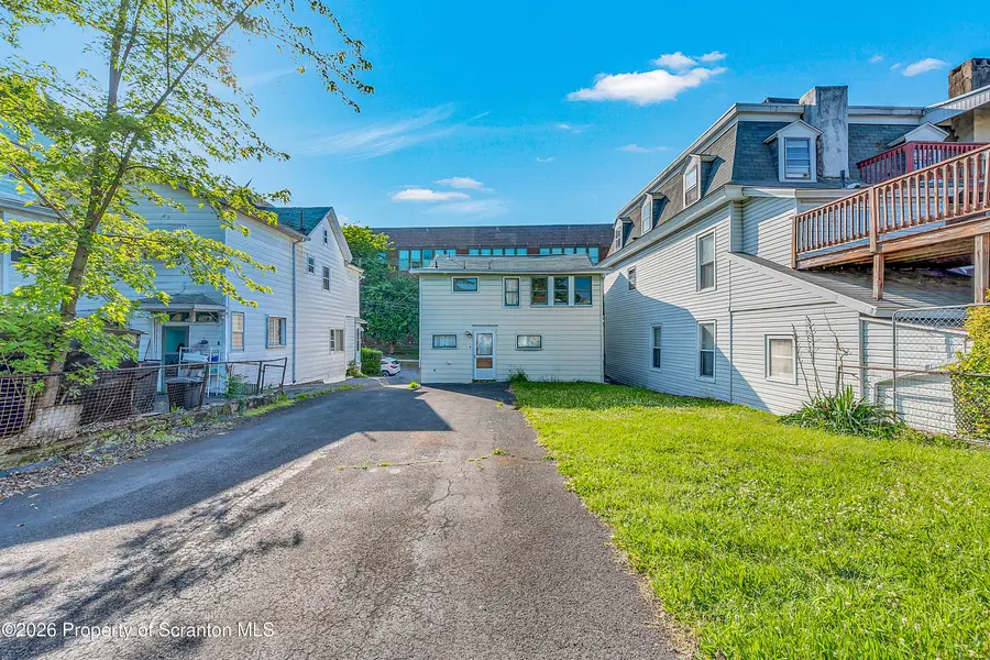 905 Slocum Avenue, Scranton, PA 18505 - #2