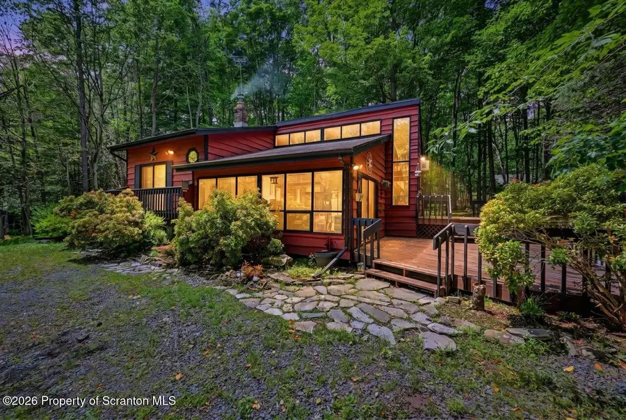 119 W Creek View Drive, Clifton, PA 18424 - #2