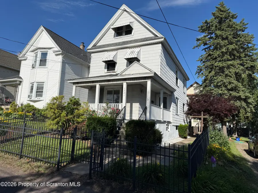1221 Snyder Avenue, Scranton, PA 18504 - #2