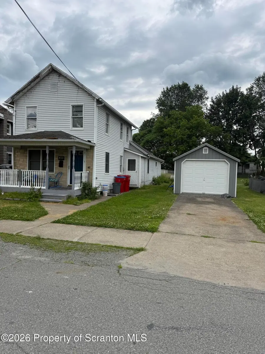 340 Delaware Street, Jermyn, PA 18433 - #2