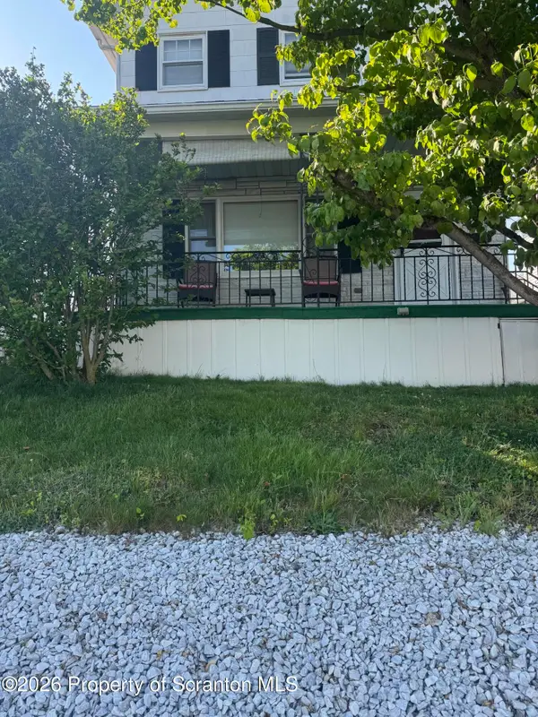 731 Carmalt Street, Dickson City, PA 18519