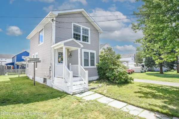 614 Warren Street, Blakely, PA 18452