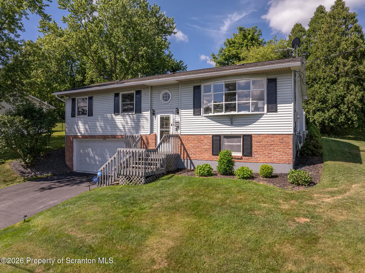308 Carnation Drive, Clarks Summit, PA 18411 - #1
