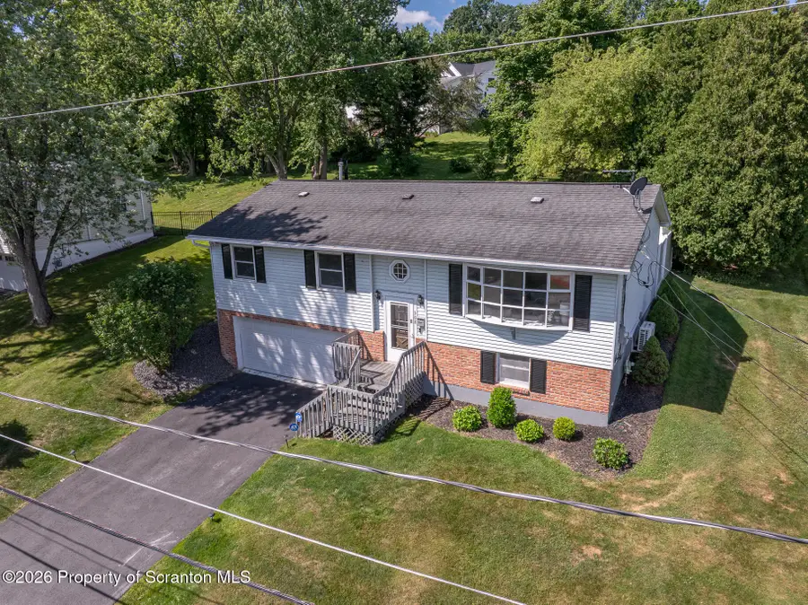 308 Carnation Drive, Clarks Summit, PA 18411 - #2