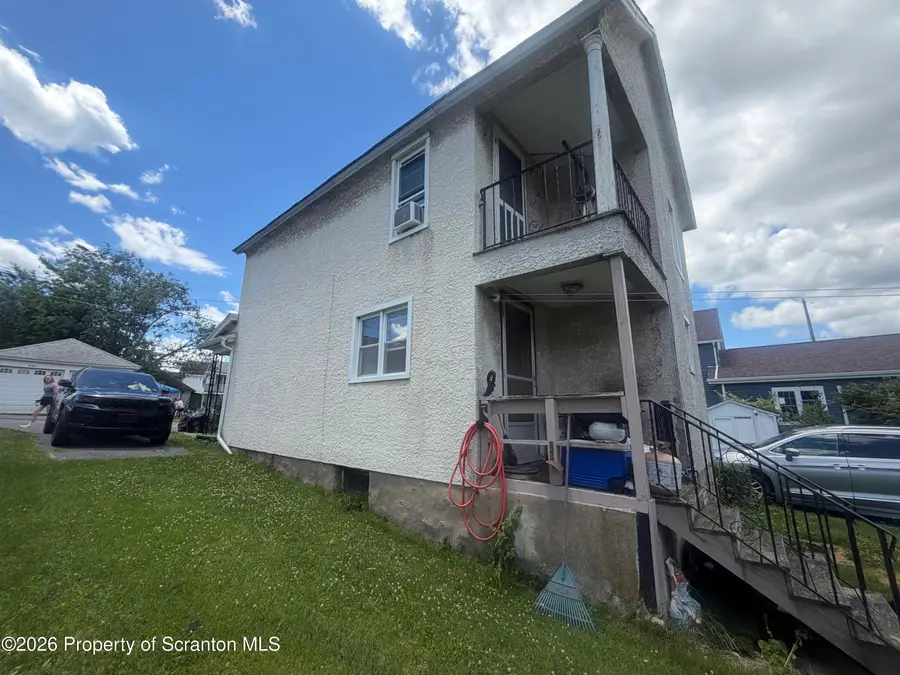 805 Throop Street, Dunmore, PA 18512 - #2