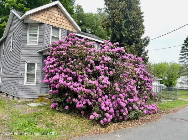 27 Fox Street, Carbondale, PA 18407