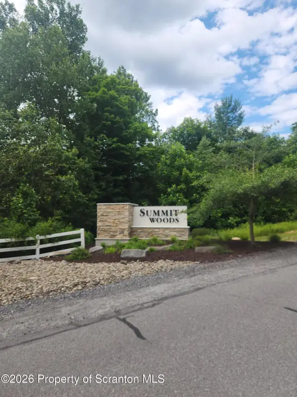 L#39 Summit Woods Road, Moscow, PA 18444
