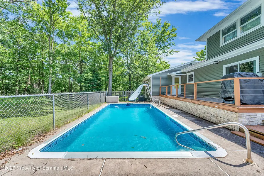 15 Marabee Avenue, Dallas, PA 18612 - #2