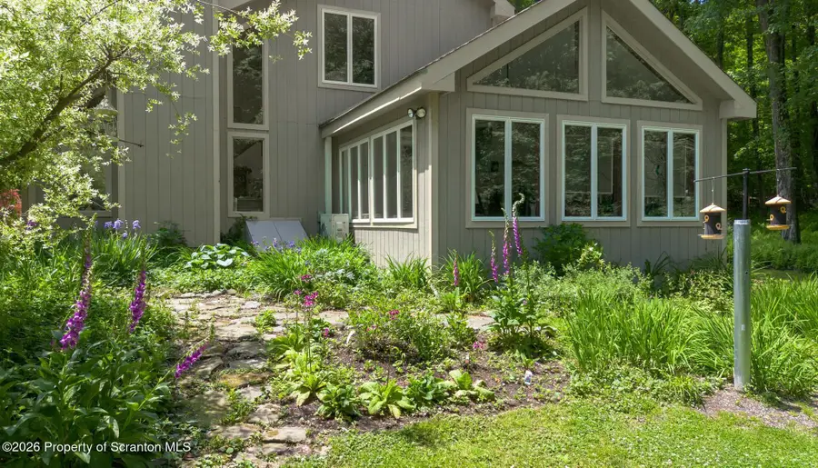 364 Idlewild Lane, Clifford, PA 18470 - #2