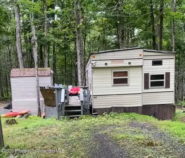 296 Trolling Terrace, Covington Twp, PA 18424