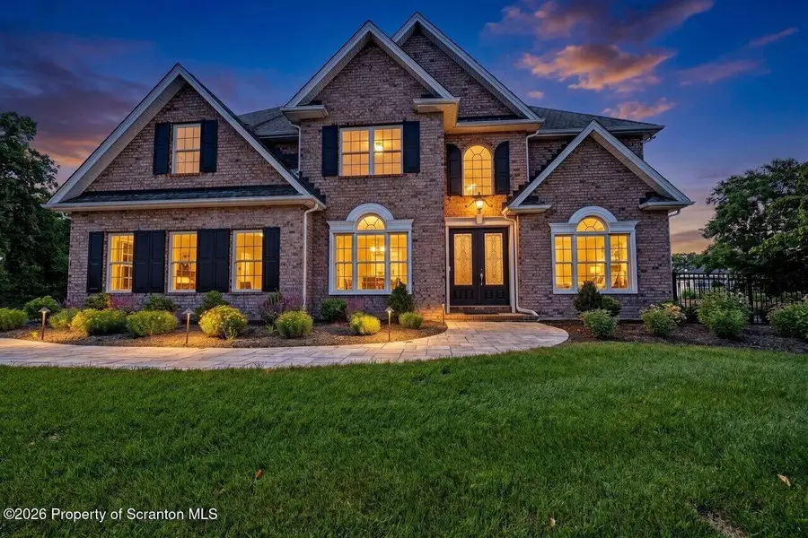 336 Glenmaura Drive, Moosic, PA 18507 - #2
