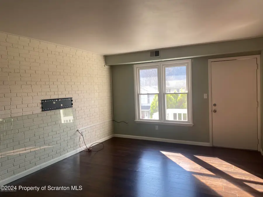 22 Abington Gardens Drive, Chinchilla, PA 18410 - #2