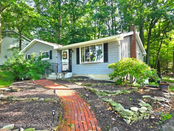 217 Noble Road, South Abington Twp, PA 18411
