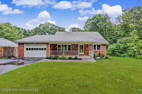 204 Wilcrest Road, Roaring Brook Twp, PA 18444