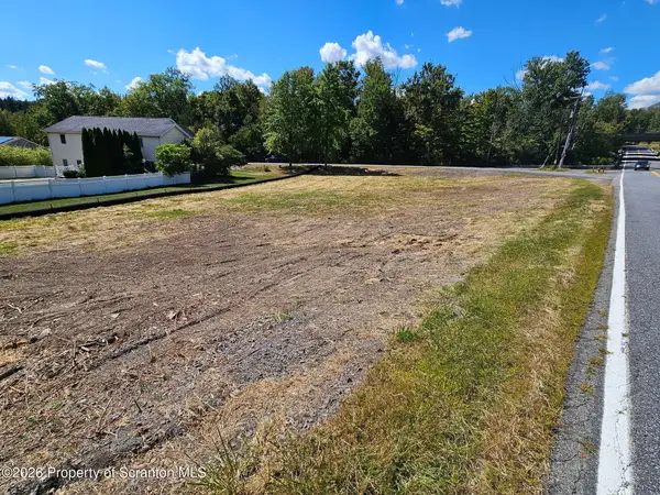 476 Willowbrook Road, Clarks Summit, PA 18411