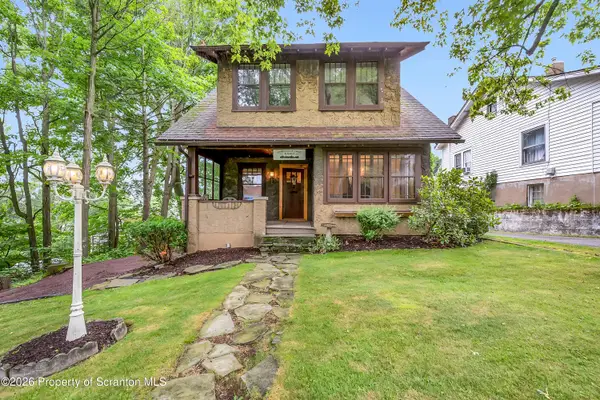 113 Claremont Avenue, Clarks Summit, PA 18411