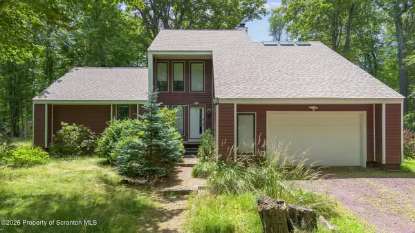 3217 Beech Ridge Drive, Pocono Summit, PA 18346