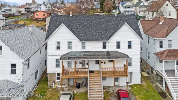 212 E Elm Street, Dunmore, PA 18512